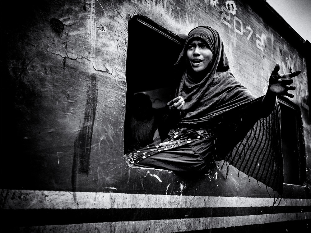 Girl in a train window von Marcel Rebro