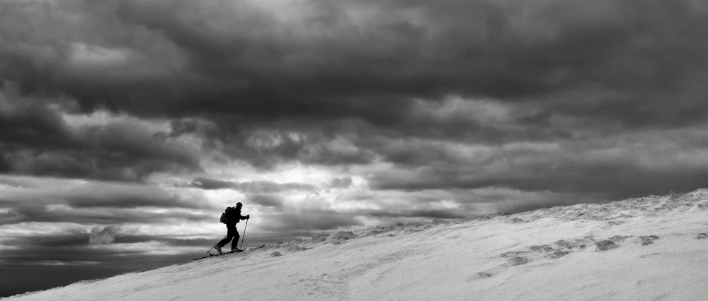 Storm is comming von Marcel Rebro