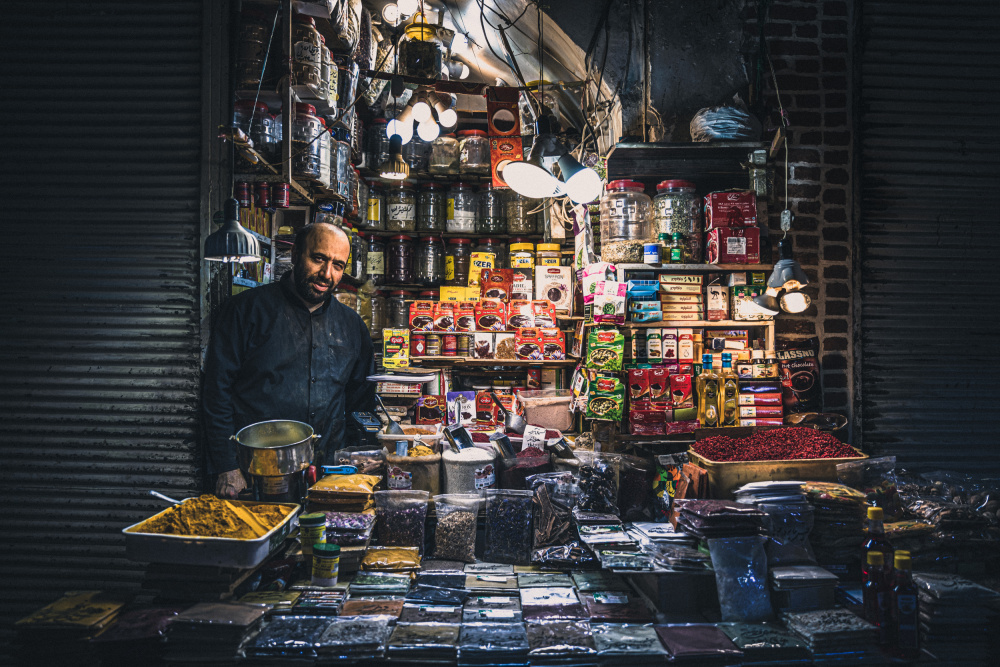 The market of Tabriz von Marco Tagliarino