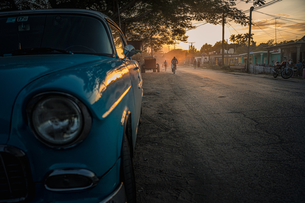 Vignales street at sunset von Marco Tagliarino