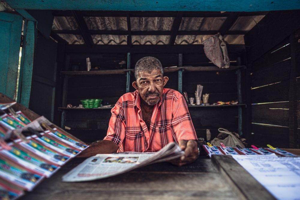 newsagent of Chocin von Marco Tagliarino