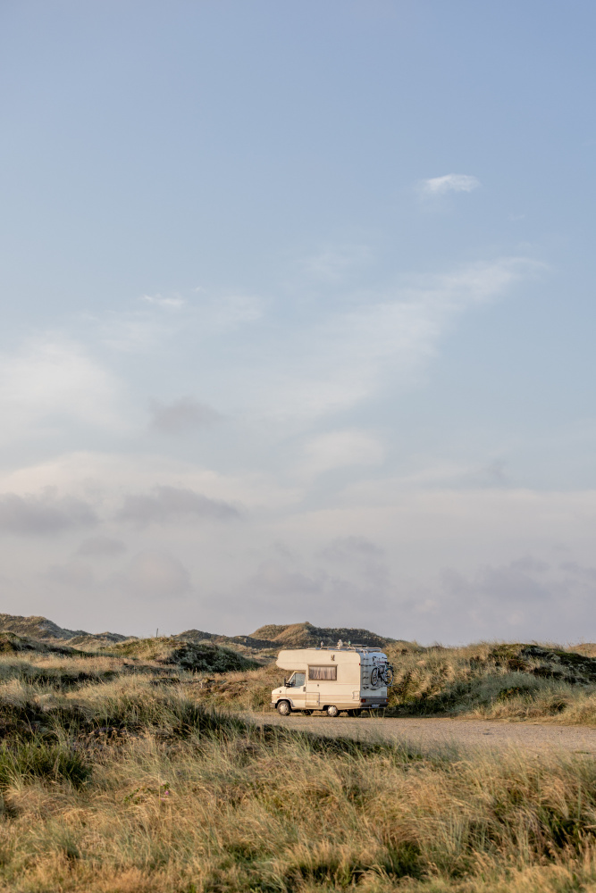 Caravan In the Dunes von Mareike Böhmer