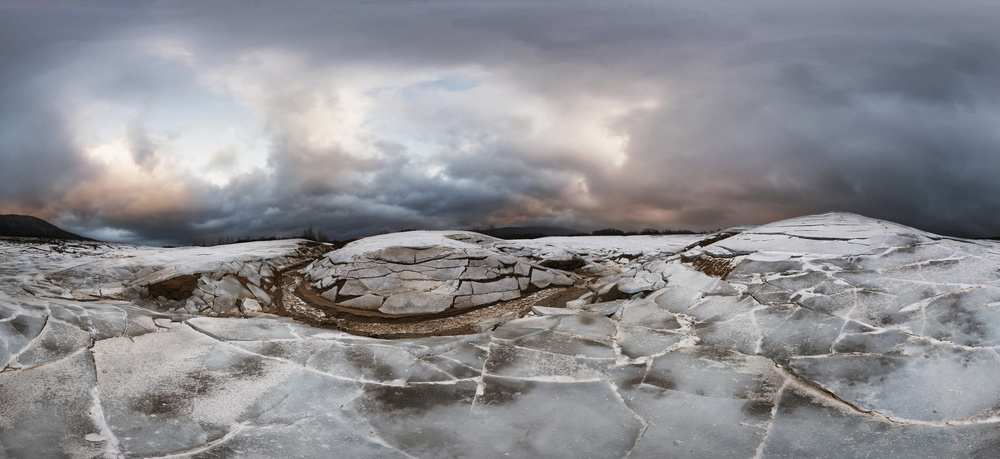 Frozen Cerknica Lake von Martin Cekada