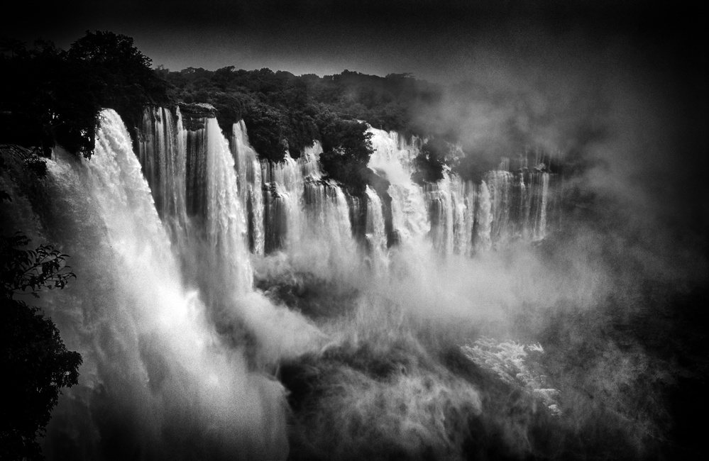 Angola - Kalandula Falls von Martin Froyda