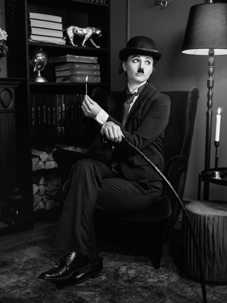 Woman as Man series: Charlie Chaplin von Martin Lee