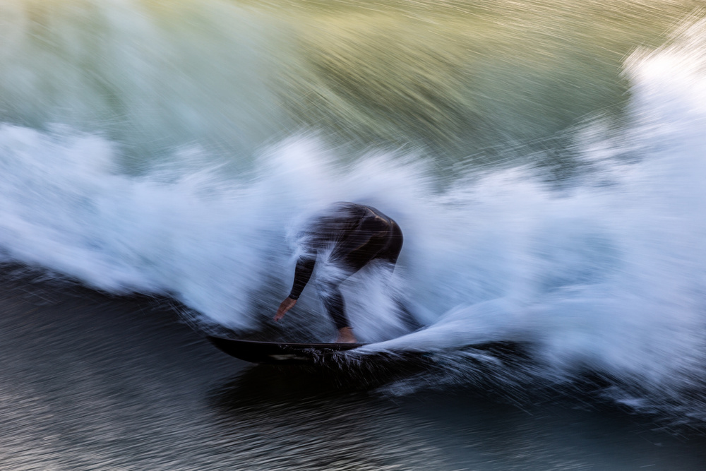 In the wave von Massimo Della Latta