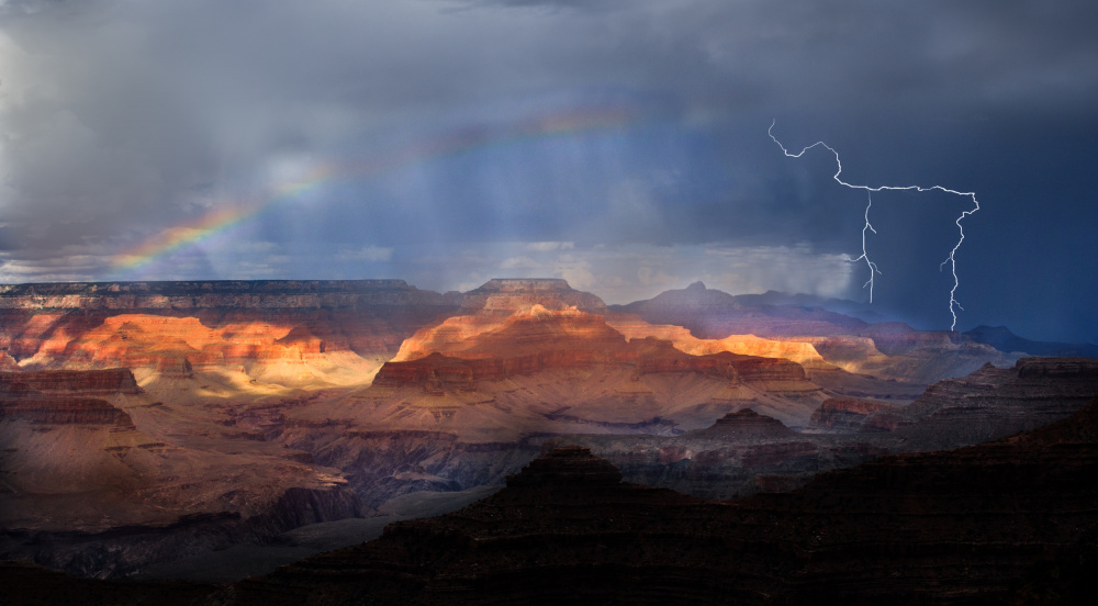 Lightning and Rainbow Meeting von May G