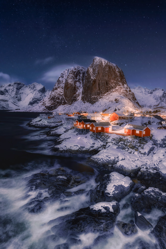 Hamnøy at Night von Mei Xu