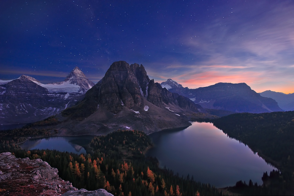 Autumn Dream in Canadian Rockies von Mei Xu