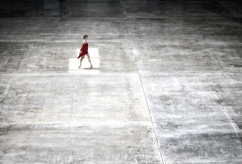 Dancer in Tate von Michael Groenewald