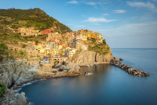 Abendsonne in Manarola, Cinque Terre, Italien von Michael Valjak