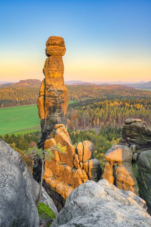 Barbarine in der Sächsischen Schweiz in der Abendsonne von Michael Valjak