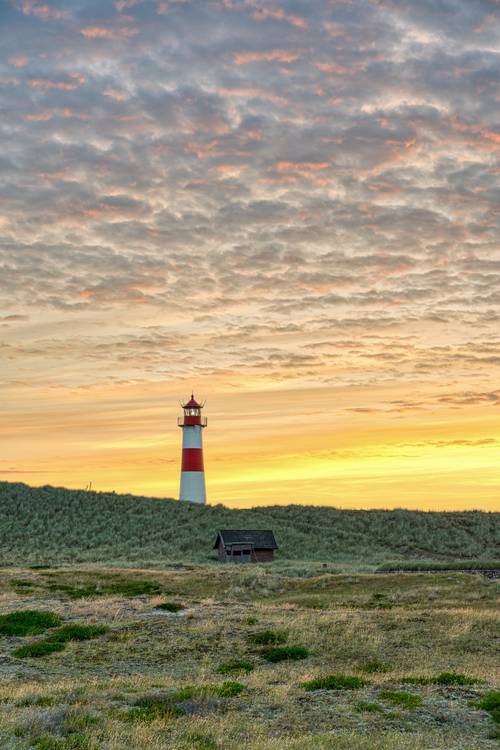 Leuchtturm List-Ost auf Sylt von Michael Valjak