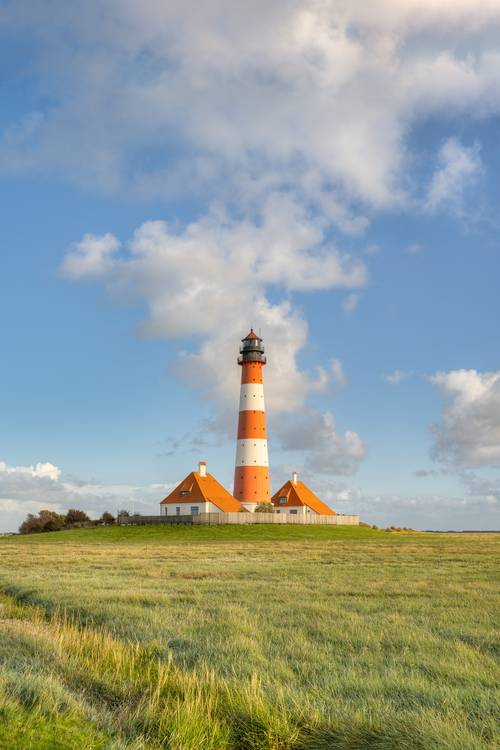 Leuchtturm Westerheversand von Michael Valjak