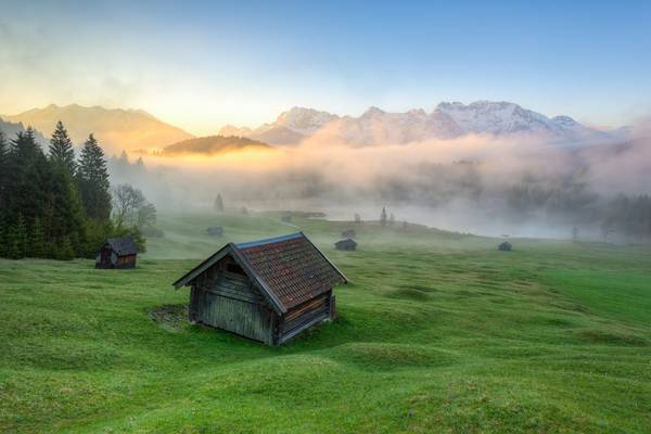 Nebel am Geroldsee in Bayern von Michael Valjak