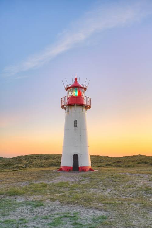 Sylt Leuchtturm List-West am Abend von Michael Valjak