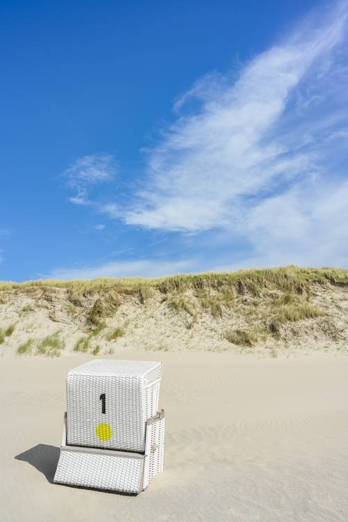 Sylt Strandkorb Nr. 1 von Michael Valjak