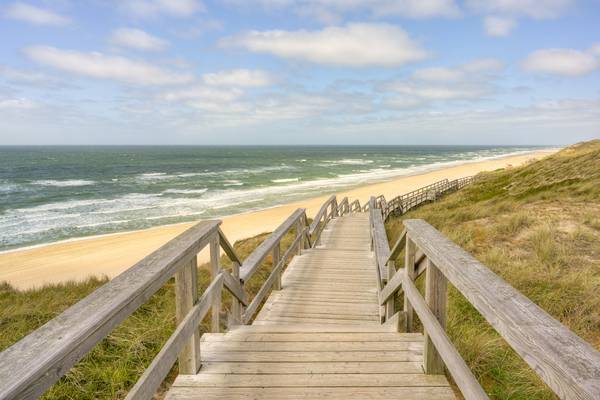 Sylt Weg zum Strand in Wenningstedt von Michael Valjak