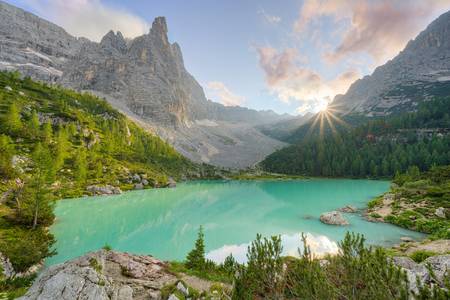 Lago di Sorapis in den Dolomiten