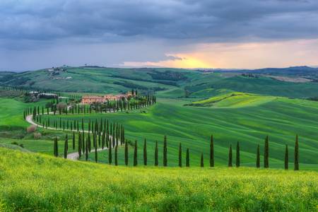 Landgut Baccoleno in der Hügellandschaft Crete Senesi, Toskana