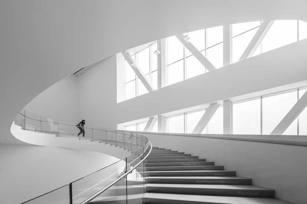 On the S-shaped stairs von Michiko Ôtomo