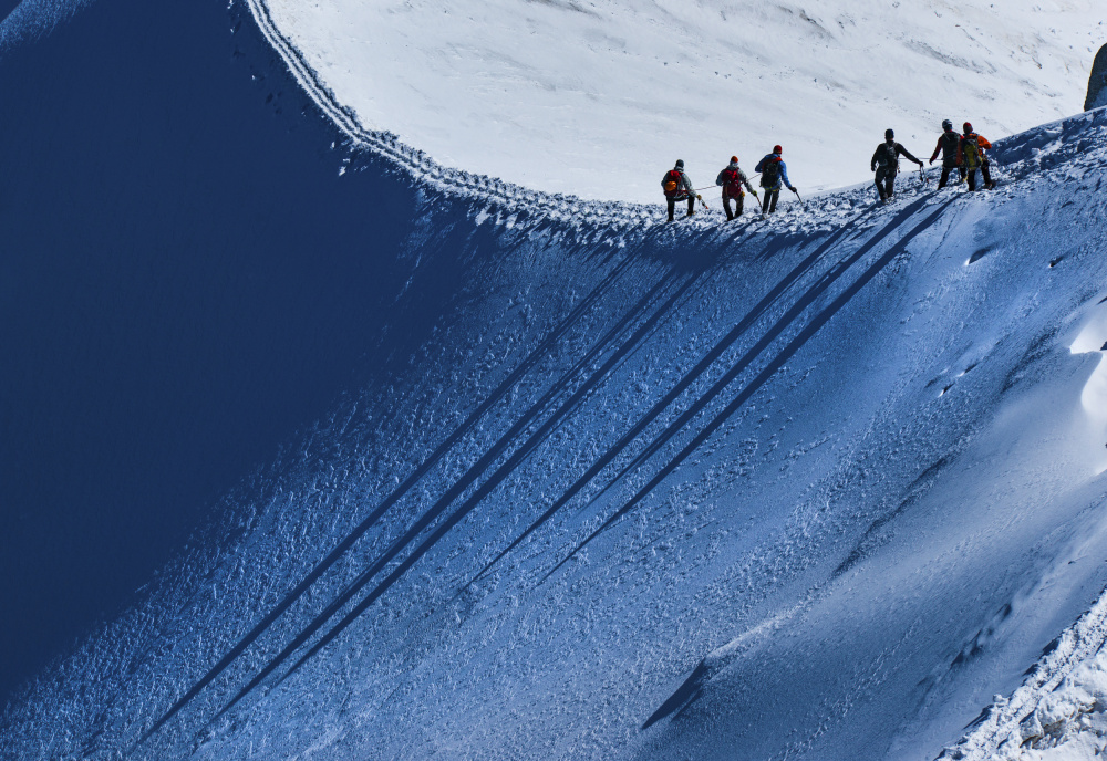 dangerous slope von Mihai Ian nedelcu