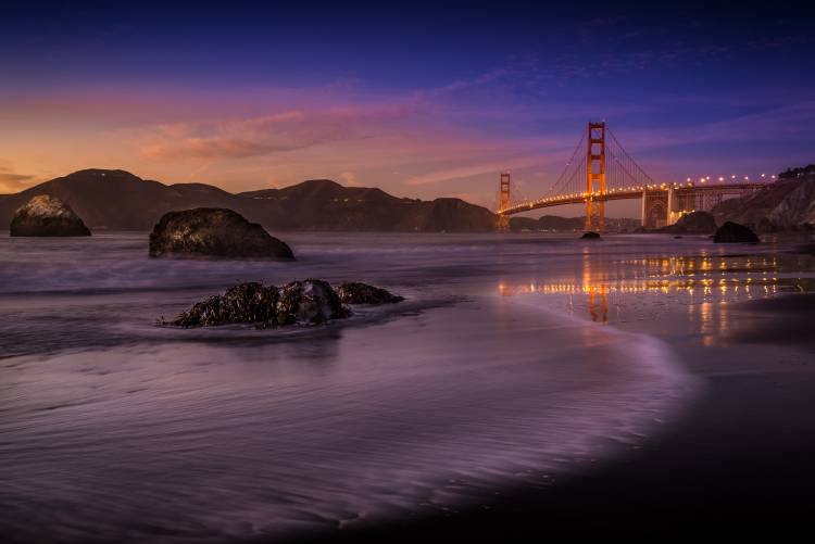 Golden Gate Bridge Fading Daylight von Mike Leske