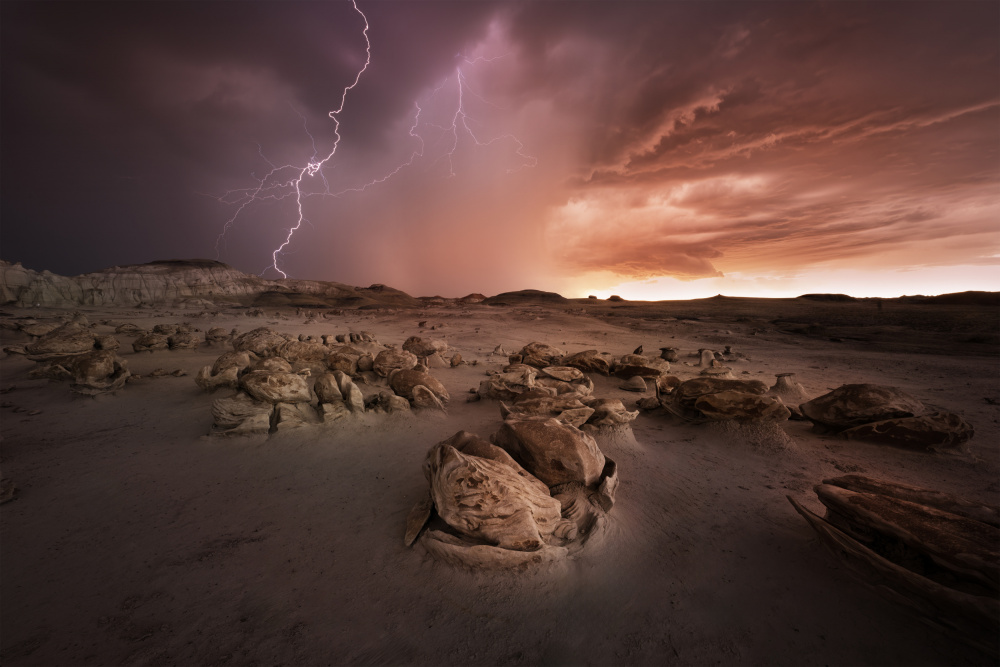 Sunset at Aliens Egg Hatchery von Ming Chen