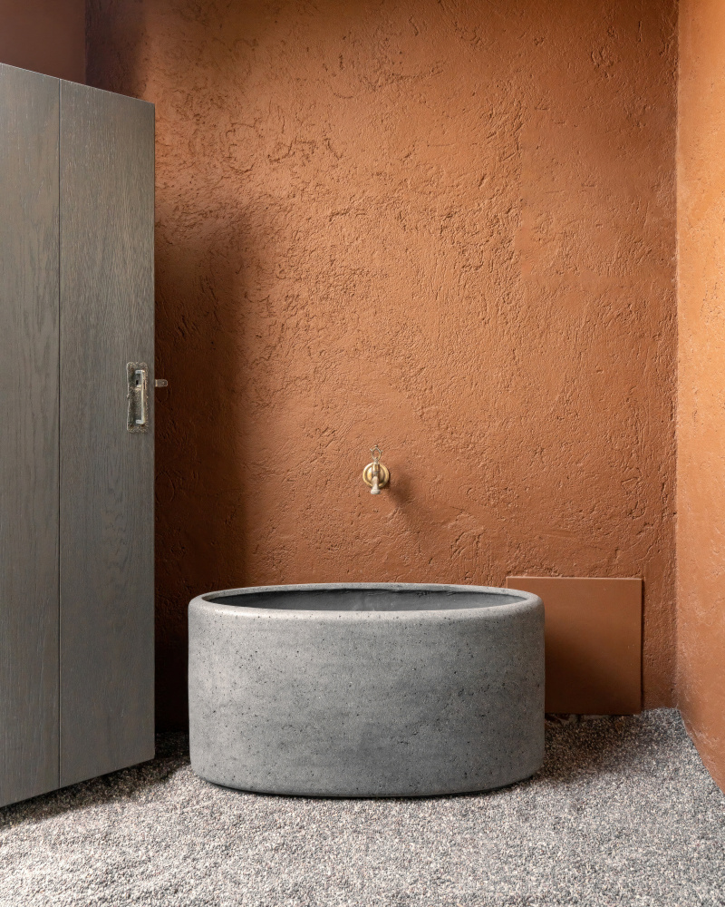 Concrete Bath von Minorstep