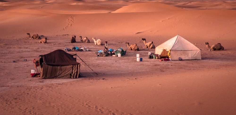 Nomadic Berber life von Miroslaw Prybinski