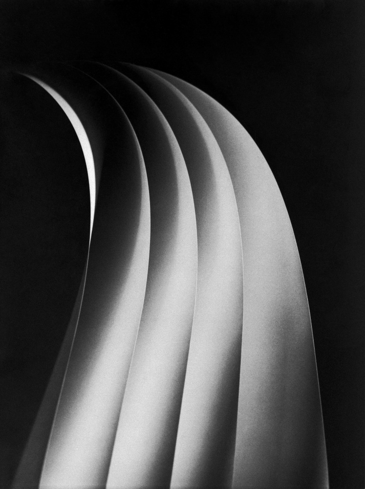 Paper curves von mirzacengic