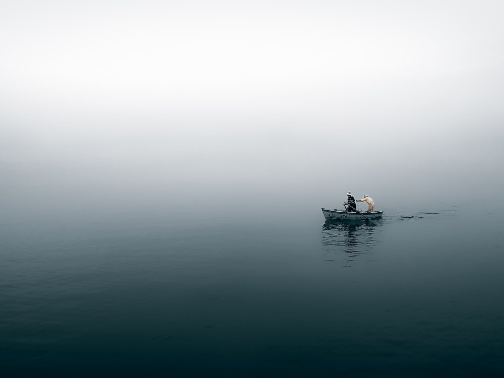 The calm of the sea and the captain. von Moataz Mahmoud