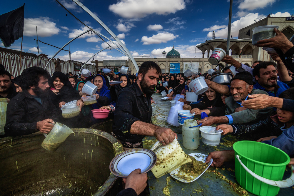 Free soup and hungry population#2 von Mohammad Shefaa AFIAP