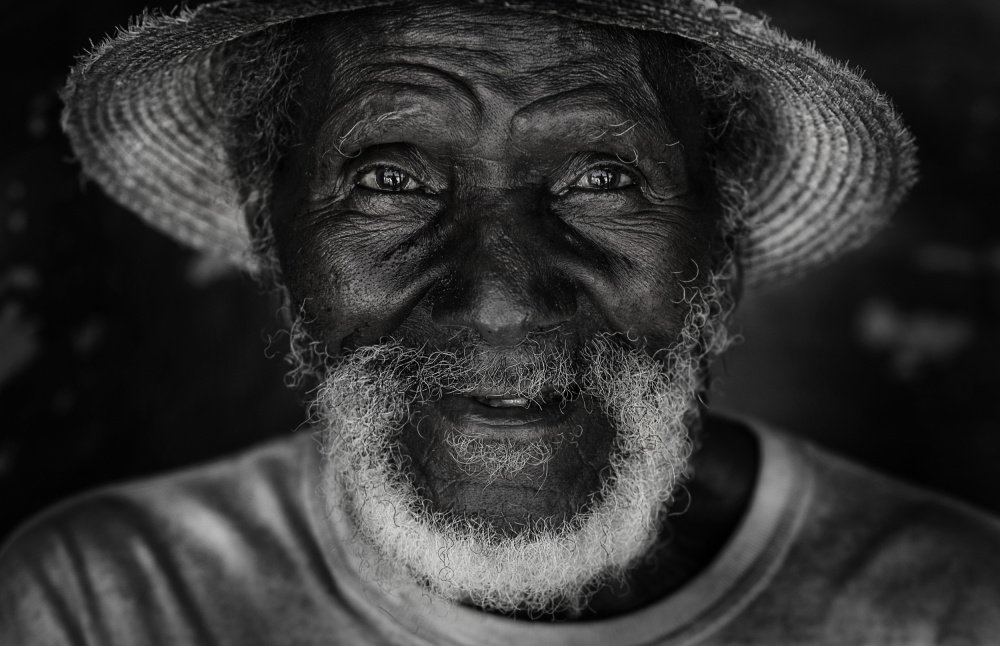 happy man in Cuba. von Moris Raskin