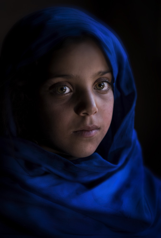 GIRL IN MAROCO von Moris Raskin