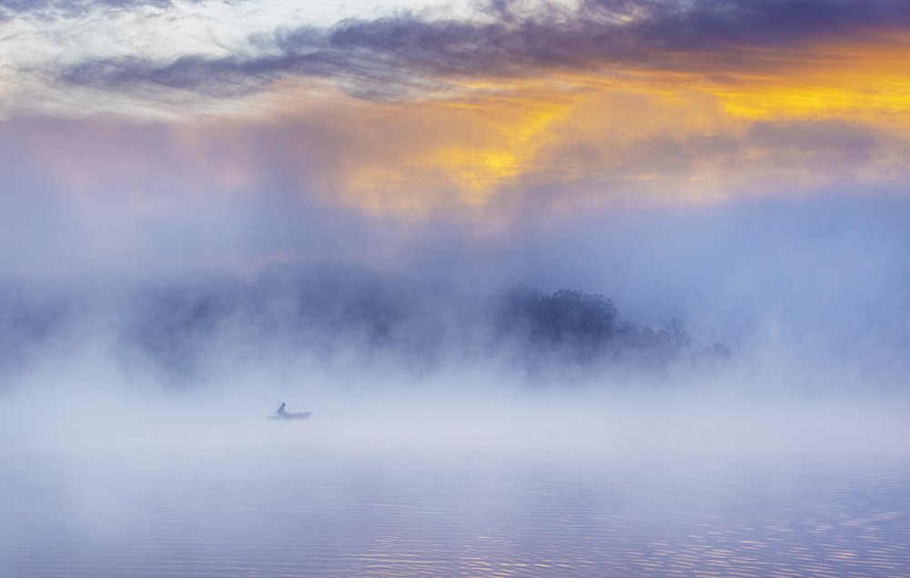 Misty Lake #3 von Mountain Cloud