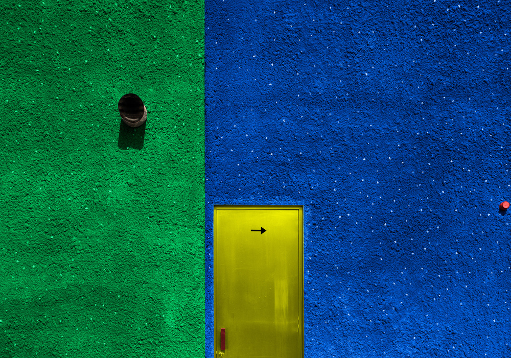 Use the Other Door von Muhammad Almasri