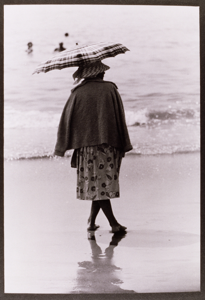 Woman with Sun Umbrella, Untitled 11 von Nat Herz