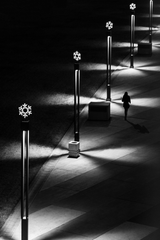 Walking in the dark von Nenad Borojevic Foto