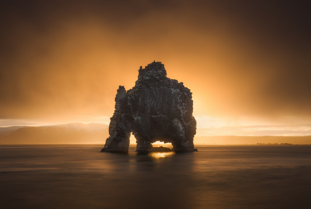 Sunrise in Iceland von Nicholas