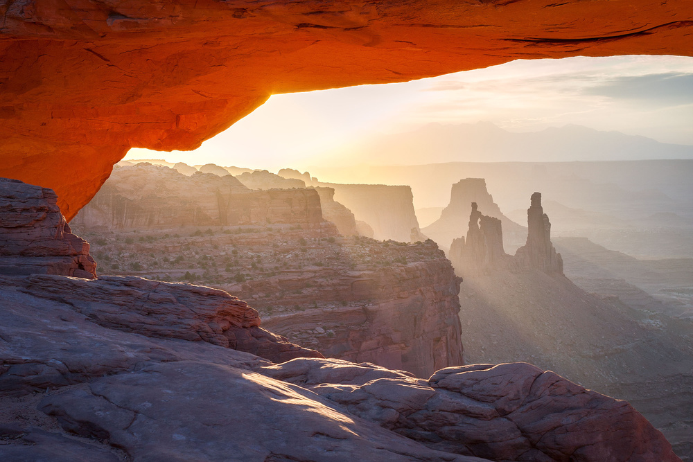 Canyonlands Sunrise von Nick Kalathas