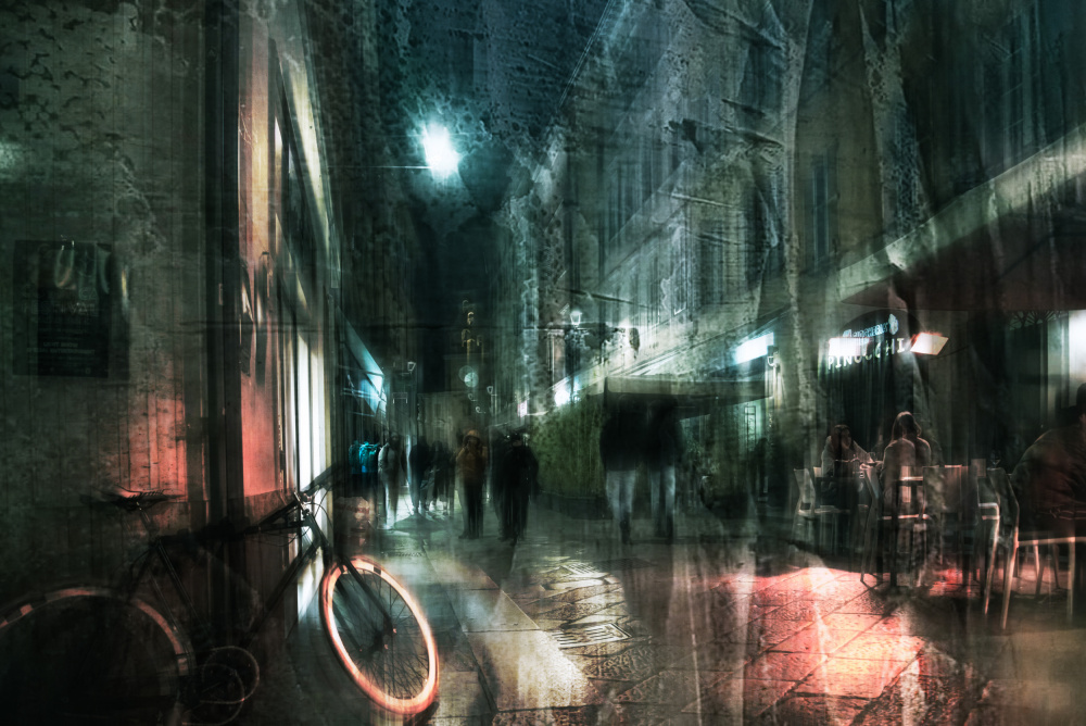 Night walk through the alleys of Parma von Nicodemo Quaglia