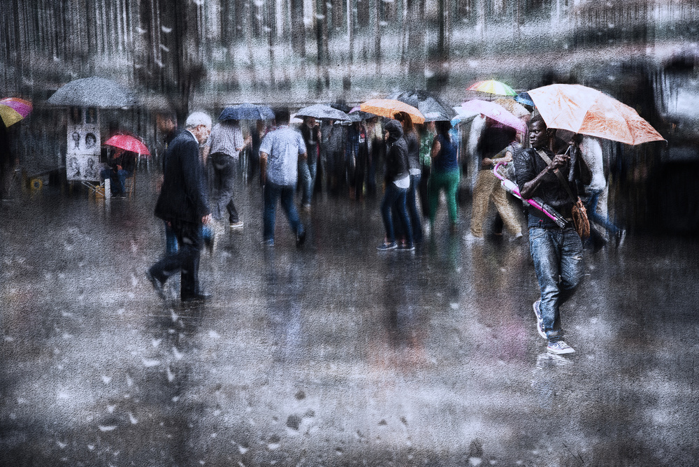 Umbrella seller in Florence von Nicodemo Quaglia