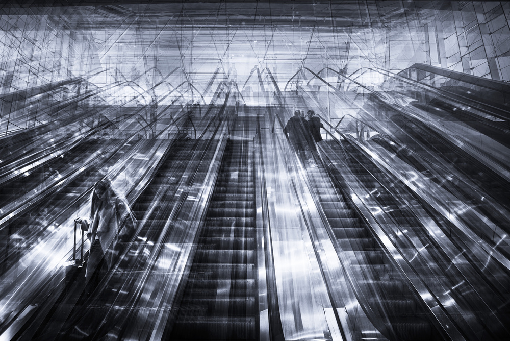 Escalators to the station von Nicodemo Quaglia