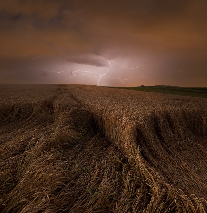 Morning storm von Nicolas Schumacher