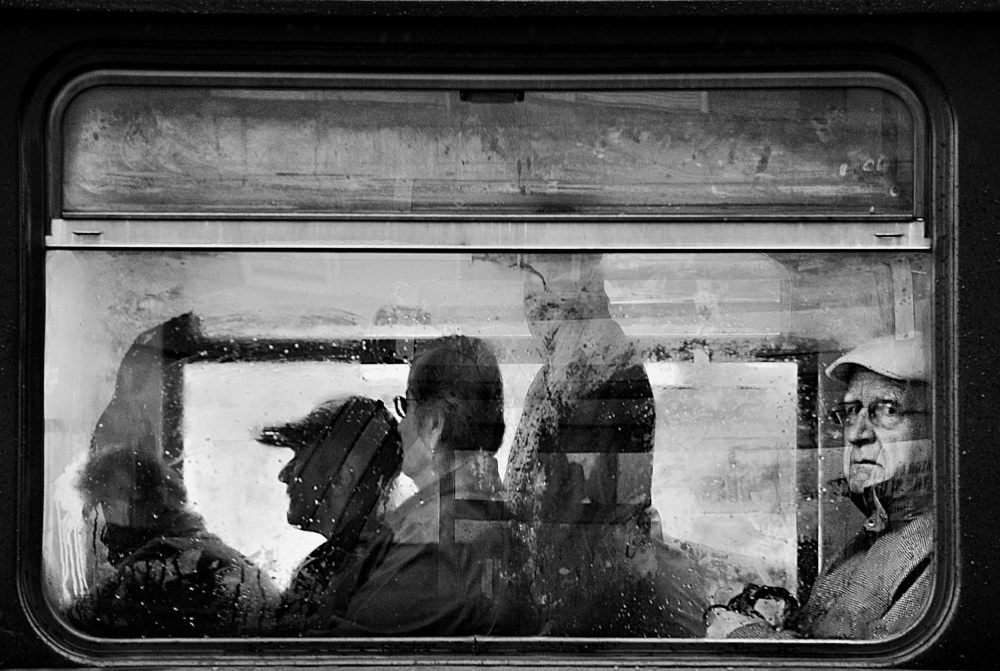 november passengers von Nicoleta Gabor