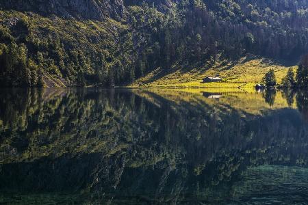 glassy mirror