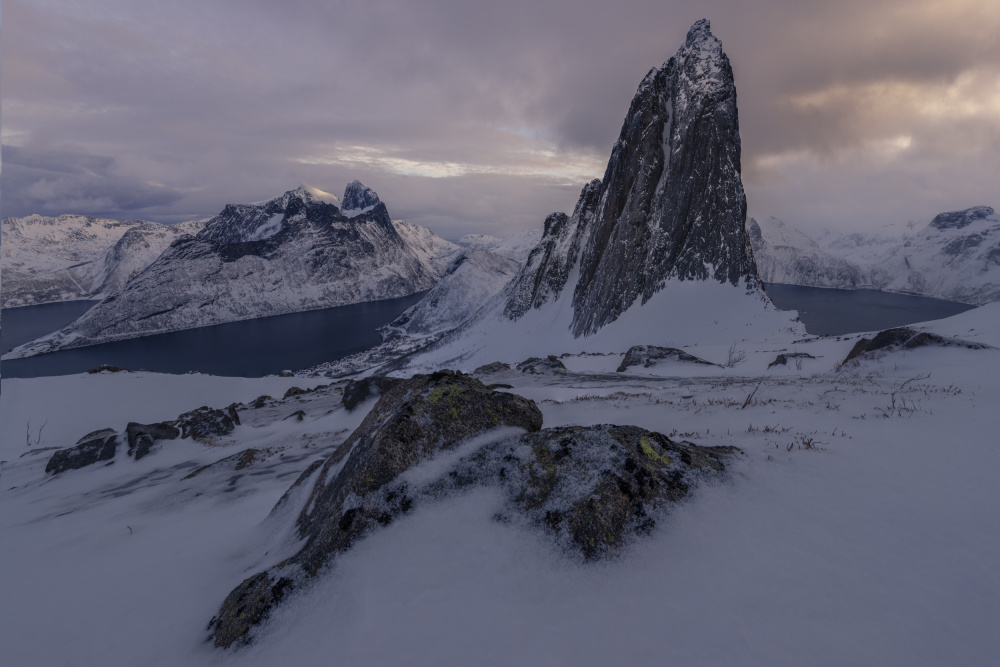 Overwhelming beauty of the Norwegian mountains von Nina Pauli