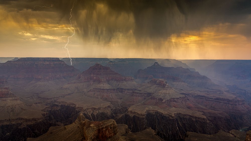 Grand Canyon Monsoon von Ning Lin