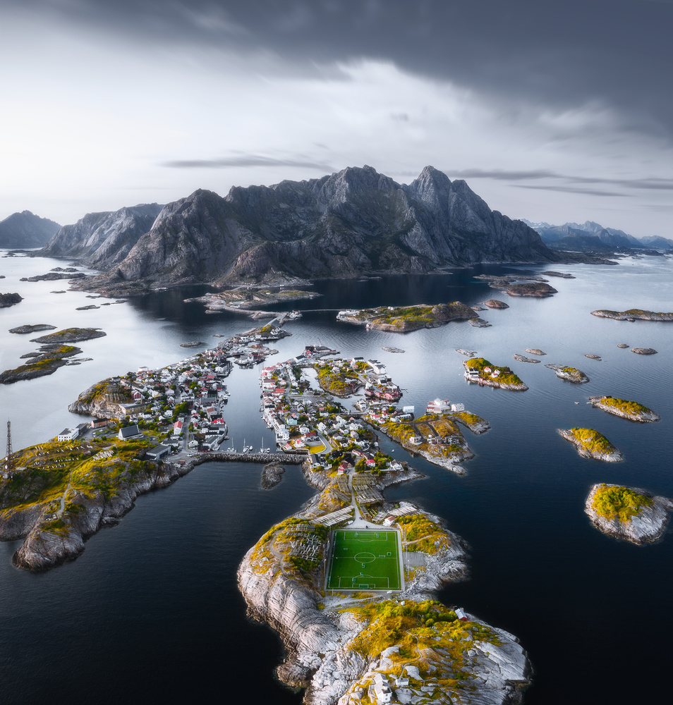 Football stadium at the end of the world von NingYun Ye